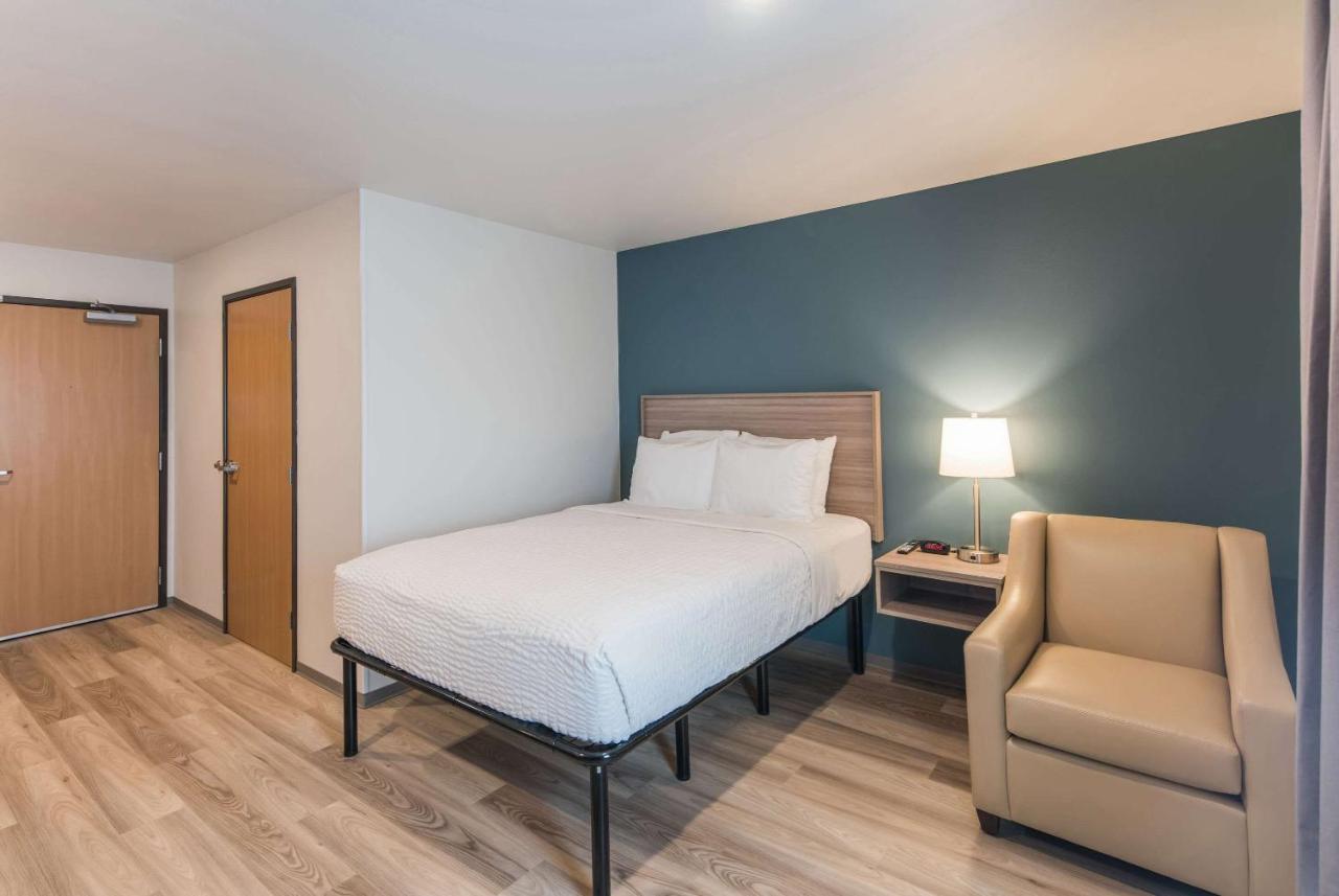 Woodspring Tri-cities Hotel