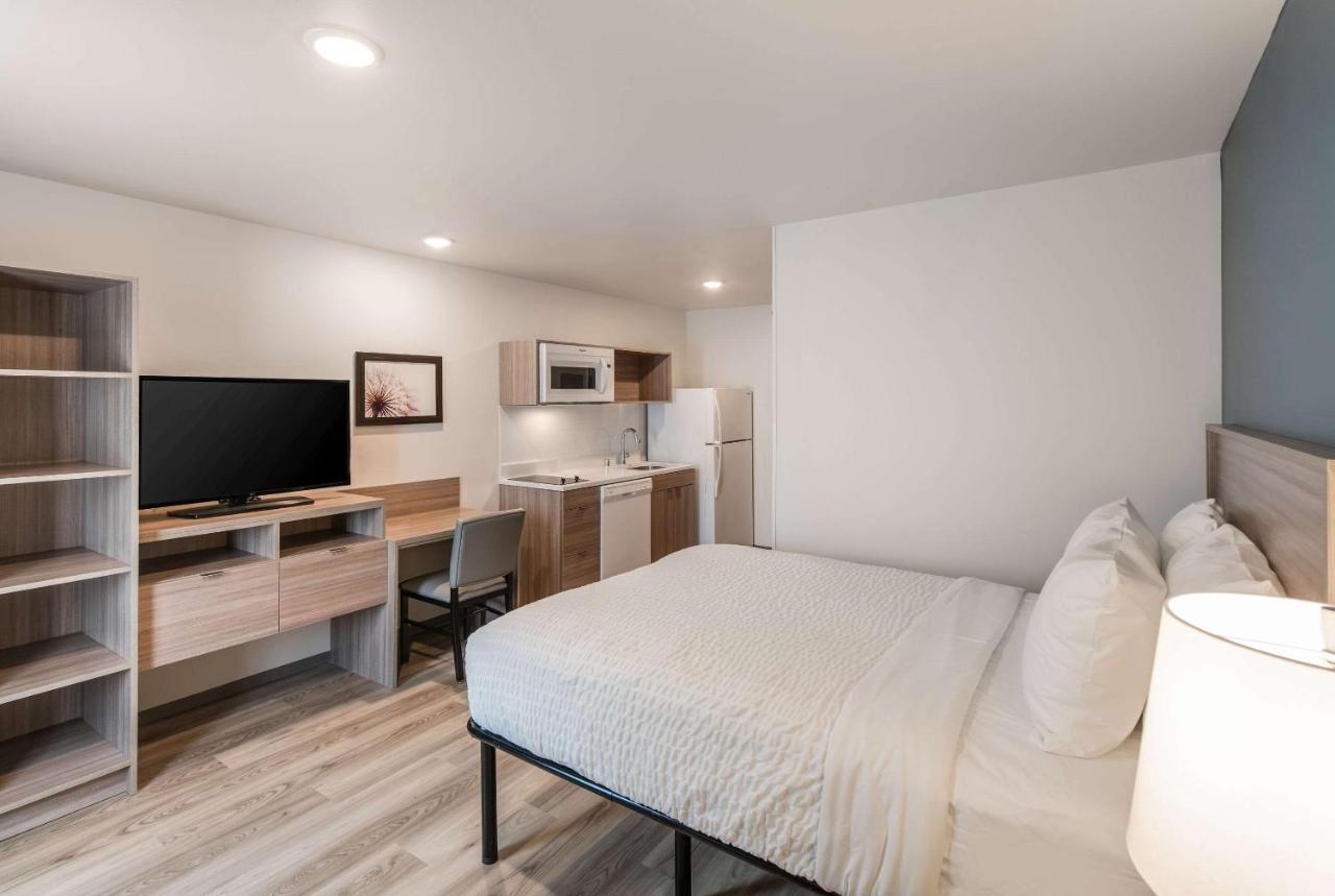 Hotel Woodspring Tri-cities 2*