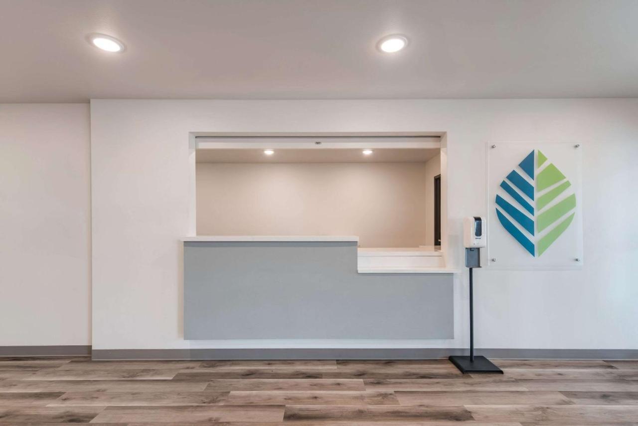 Woodspring Tri-cities Hotel